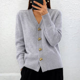 リディア™ | ハートボタン付きエレガントセーター