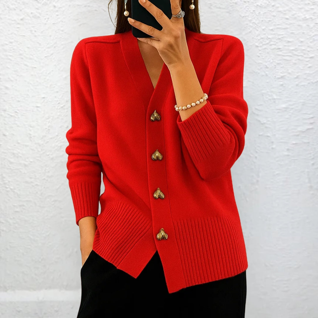 リディア™ | ハートボタン付きエレガントセーター
