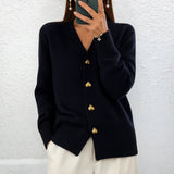 リディア™ | ハートボタン付きエレガントセーター