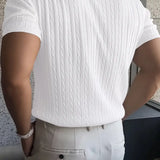 オグニャンコ - エレガントなニットプルオーバー