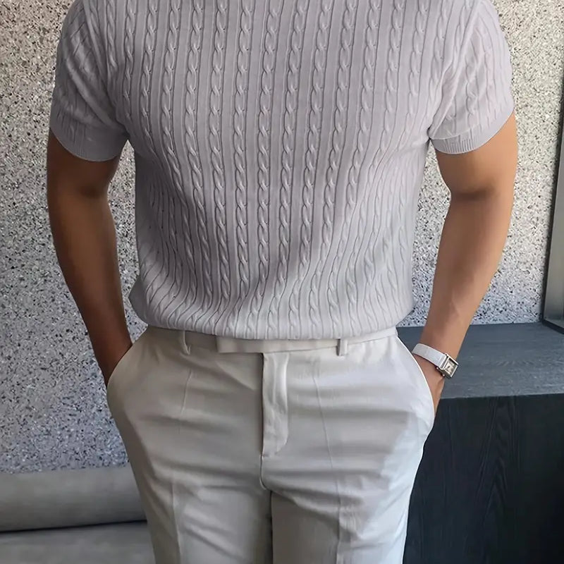 オグニャンコ - エレガントなニットプルオーバー