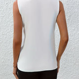 アンナベル™ | Vネックのノースリーブブラウス