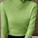 アナスタシア™ | エレガントなハイネックセーター