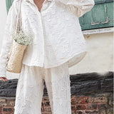 エレガントなスティックパンツセットと長袖ブラウス