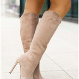 アデラ™ | エレガントなレザーブーツ