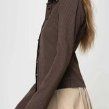 エマ - ボタン付きレトロスタイルブラウス