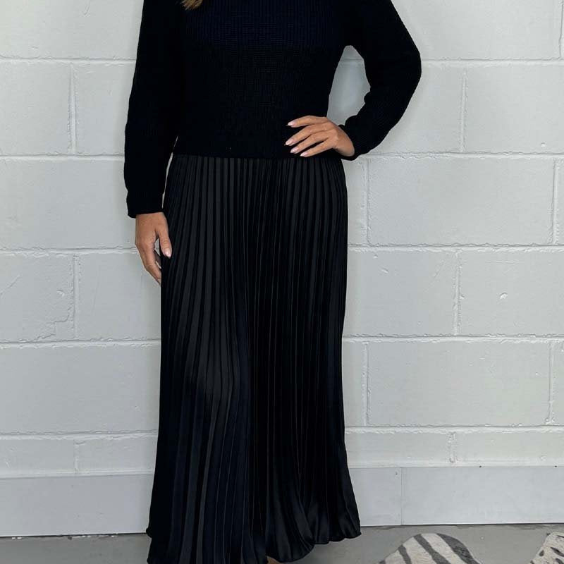EMILIA™ - プリーツスカート付きロングセーター