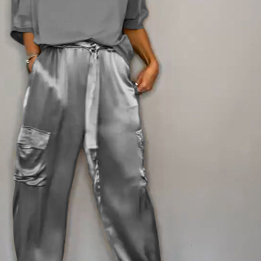 エミー – スタイリッシュなカジュアルサテンセット