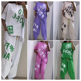 カジュアルなTシャツとパンツの2点セット（女性用）