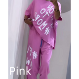 カジュアルなTシャツとパンツの2点セット（女性用）